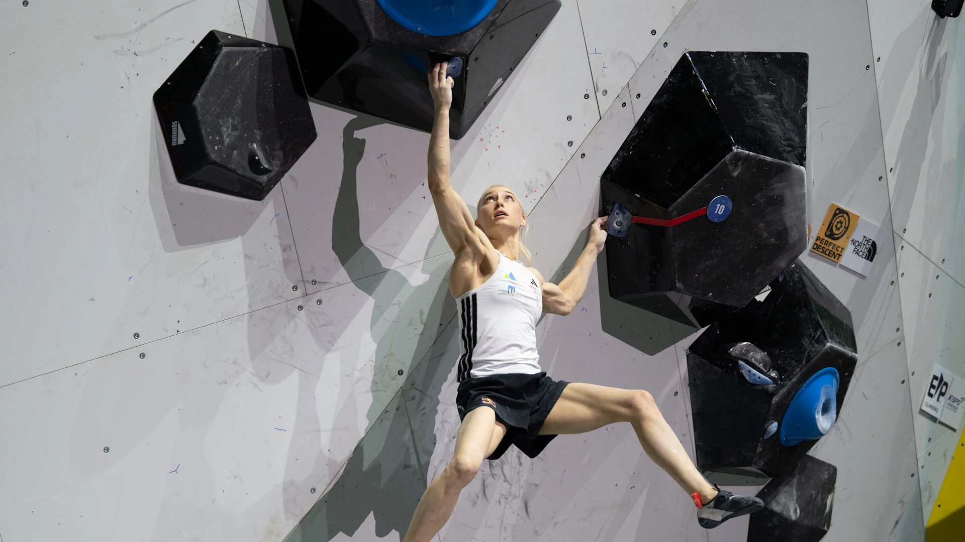 janja-garnbret-secures-her-second-title-at-seoul-2025-world-climbing
